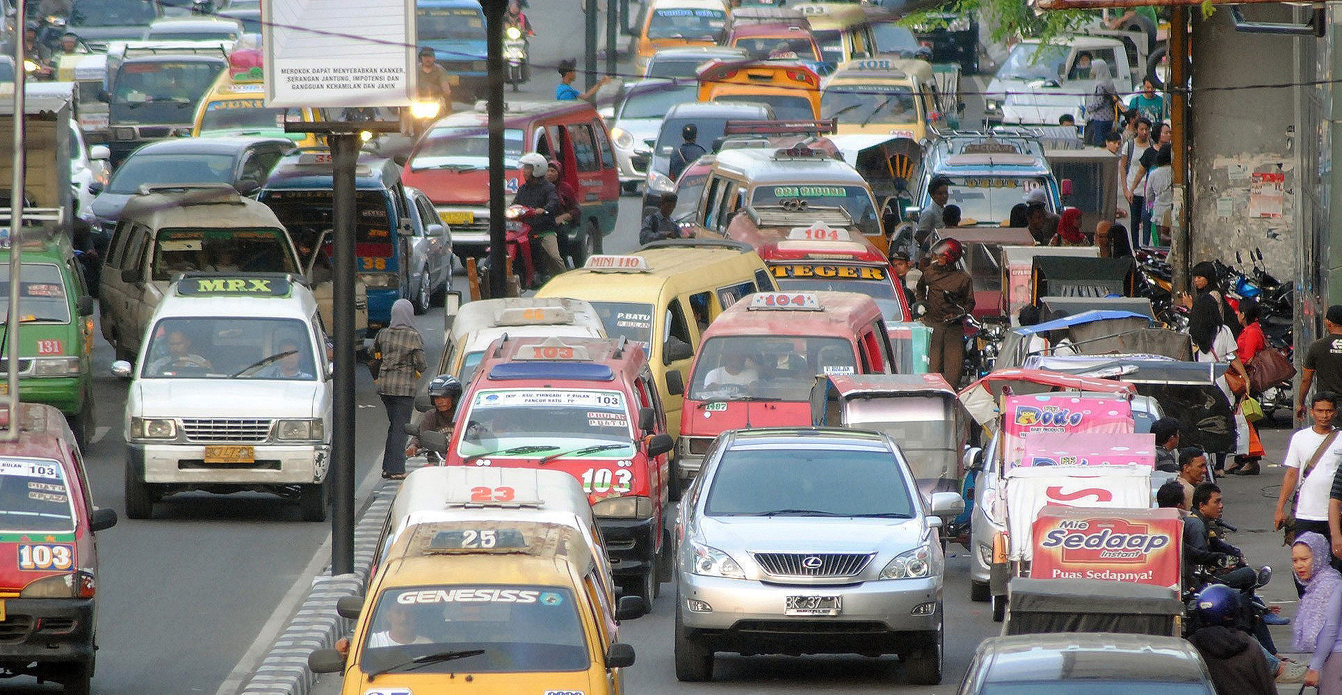 Medan-minibuses-e1489102099924